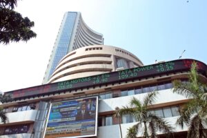 Nifty 50, Sensex Edge Higher as Oil Prices Slip and Global Markets Rally