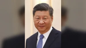 Trump greets Xi on tarmac for historic three-day US state visit